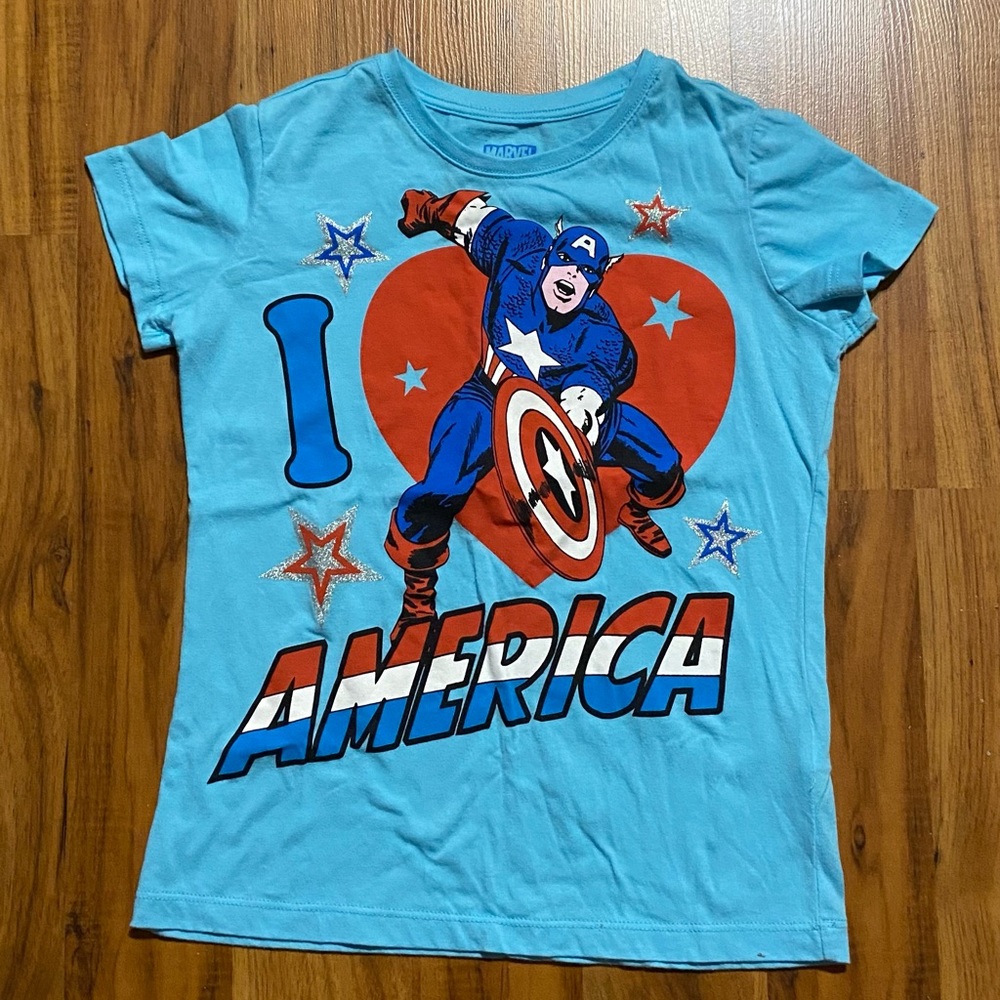 Marvel Heroes Girls Captain America Short Sleeve Graphic T-Shirt Size Large